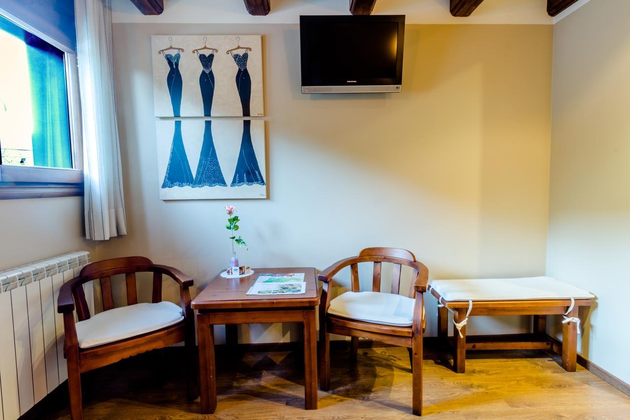 Hotel Flor De Neu El Pont de Suert Zewnętrze zdjęcie