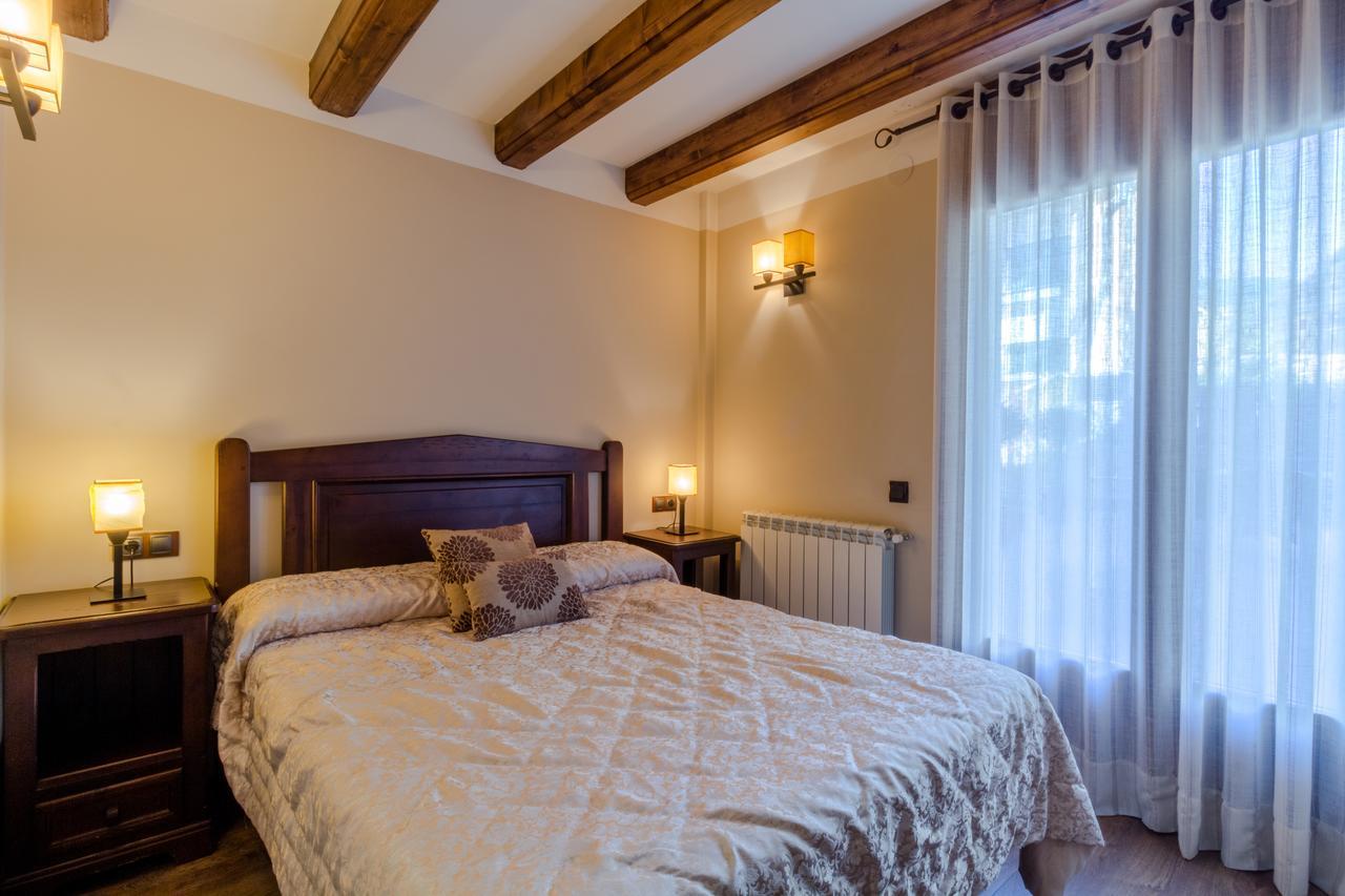 Hotel Flor De Neu El Pont de Suert Zewnętrze zdjęcie