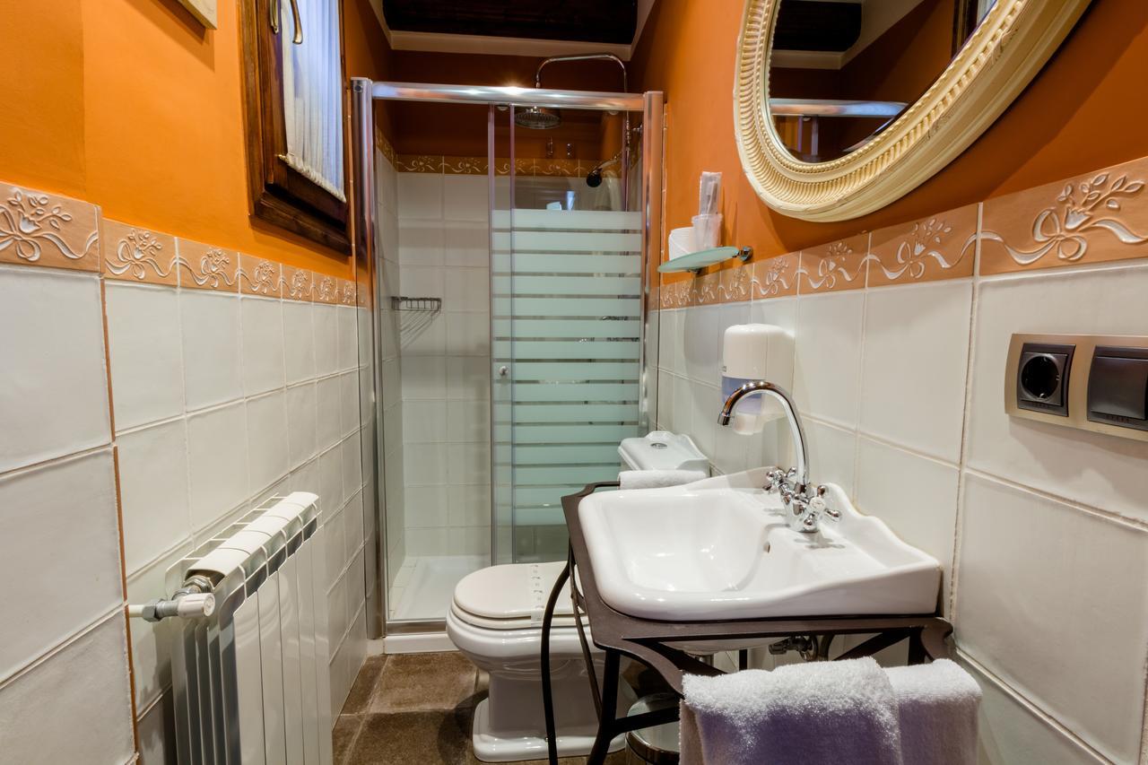 Hotel Flor De Neu El Pont de Suert Zewnętrze zdjęcie