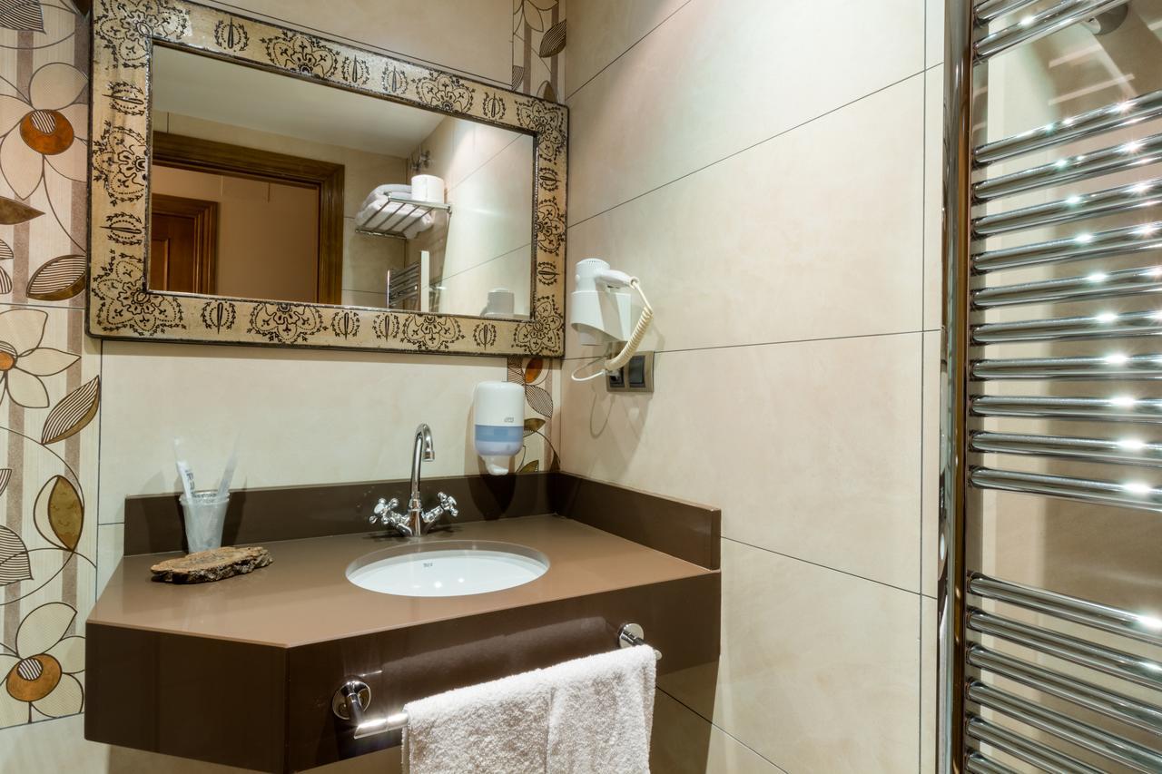 Hotel Flor De Neu El Pont de Suert Zewnętrze zdjęcie